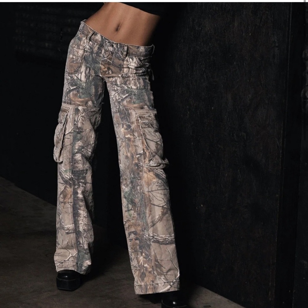 Revice camo pants